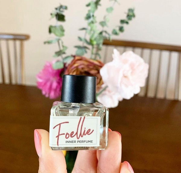 review-nuoc-hoa-vung-kin-foellie-mau-trang-4